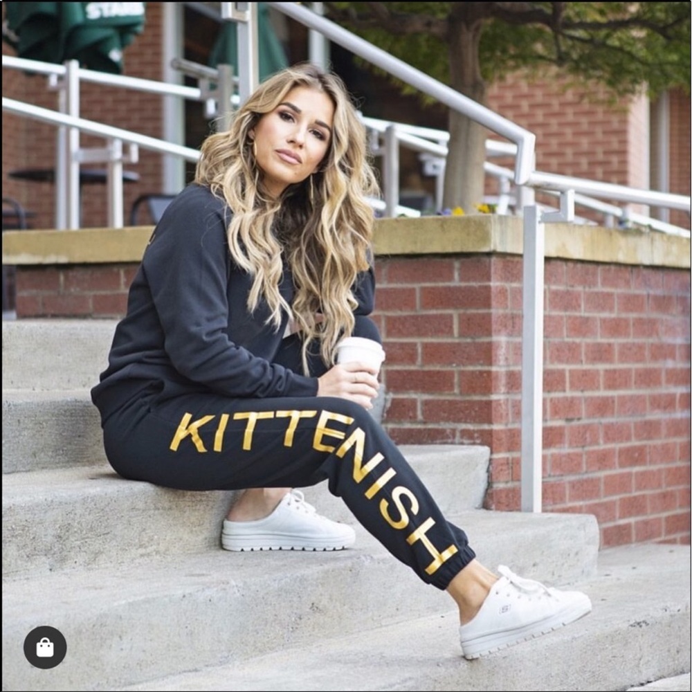 Kittenish Jetsetter Logo Set - Black
